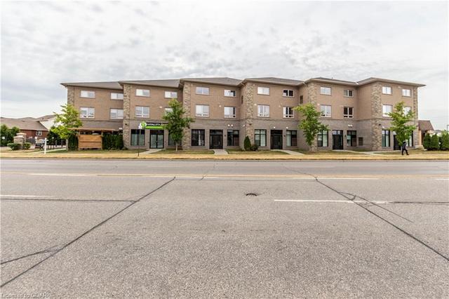 202 - 904 Paisley Road, House attached with 2 bedrooms, 1 bathrooms and 1 parking in Guelph ON | Image 2