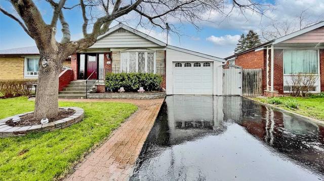 1045 Warden Ave, House detached with 2 bedrooms, 3 bathrooms and 3 parking in Toronto ON | Image 1