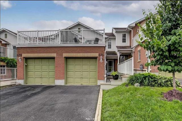 676 Limpert Terr, Townhouse with 2 bedrooms, 2 bathrooms and 2 parking in Newmarket ON | Card Image