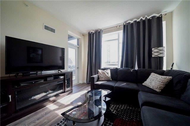 118 - 10 Concord Pl, Condo with 1 bedrooms, 1 bathrooms and 1 parking in Grimsby ON | Image 3