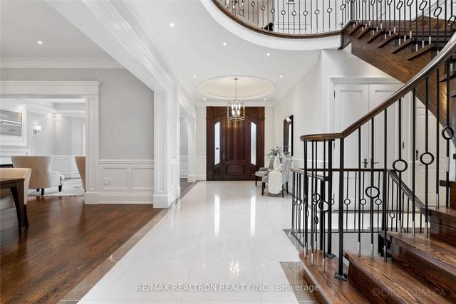 18 Viamede Cres, House detached with 4 bedrooms, 7 bathrooms and 8 parking in Toronto ON | Image 10