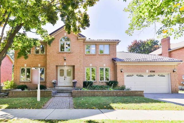 4398 Credit Pointe Dr, House detached with 4 bedrooms, 5 bathrooms and 4 parking in Mississauga ON | Image 23