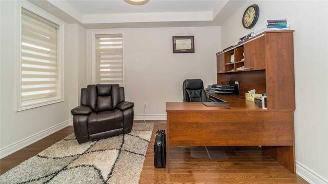 9 Henna St, House detached with 4 bedrooms, 5 bathrooms and 2 parking in Brampton ON | Image 7