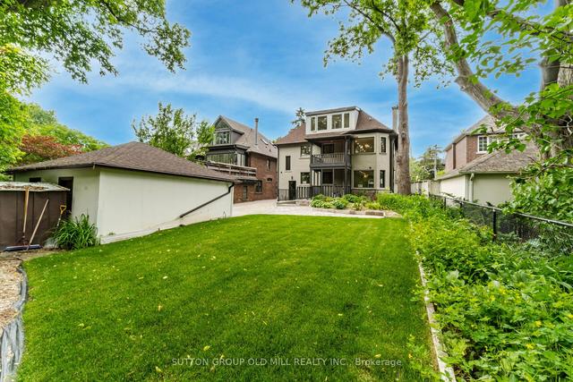 324 Riverside Dr, House detached with 5 bedrooms, 4 bathrooms and 9 parking in Toronto ON | Image 7