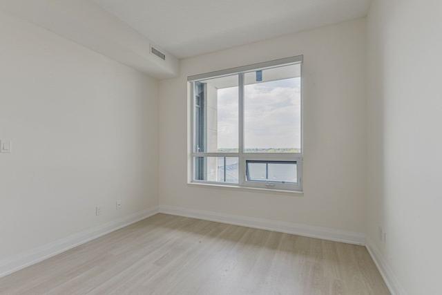 601 - 398 Highway 7 Rd, Condo with 1 bedrooms, 1 bathrooms and 1 parking in Richmond Hill ON | Image 5