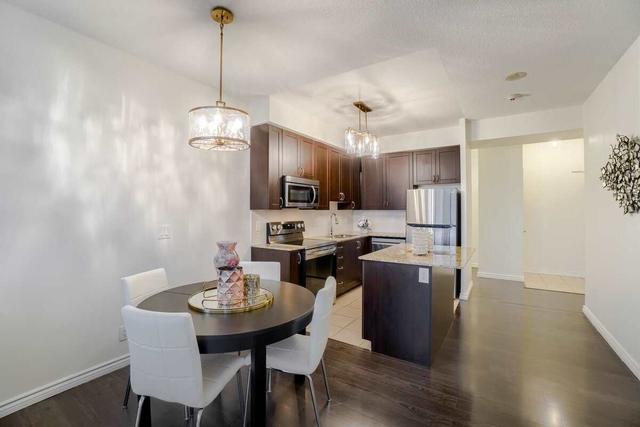 405 - 1940 Ironstone Dr, Condo with 1 bedrooms, 2 bathrooms and 1 parking in Burlington ON | Image 2
