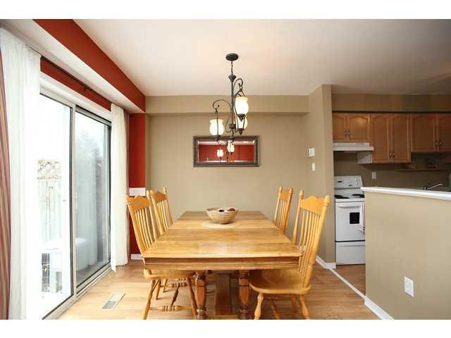 193 Pickett Cres, House attached with 3 bedrooms, 1 bathrooms and null parking in Barrie ON | Image 5