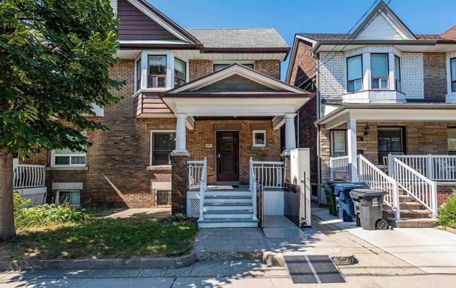 440 Lansdowne Ave, House semidetached with 4 bedrooms, 2 bathrooms and 1 parking in Toronto ON | Image 1