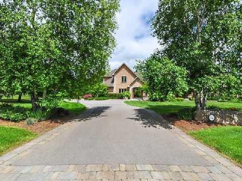 64 Bridle Path, House detached with 4 bedrooms, 5 bathrooms and 5 parking in Puslinch ON | Image 2