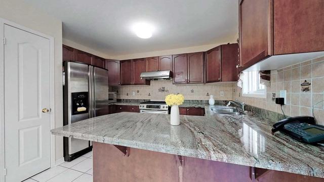 11 Quietbrook Cres, House detached with 4 bedrooms, 4 bathrooms and 4 parking in Toronto ON | Image 32