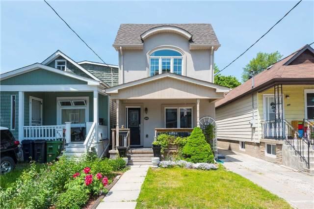 838 Sammon Ave, House detached with 3 bedrooms, 3 bathrooms and 1 parking in Toronto ON | Image 1