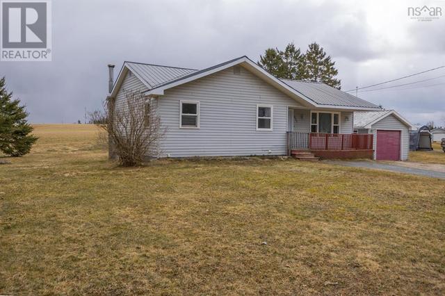 625 Crombe Road, House detached with 3 bedrooms, 1 bathrooms and null parking in East Hants NS | Image 4