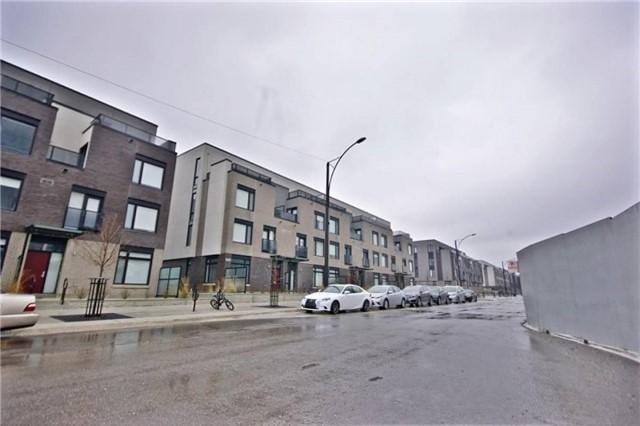 Th08 - 4070 Parkside Village Dr, Townhouse with 3 bedrooms, 3 bathrooms and 2 parking in Mississauga ON | Image 1