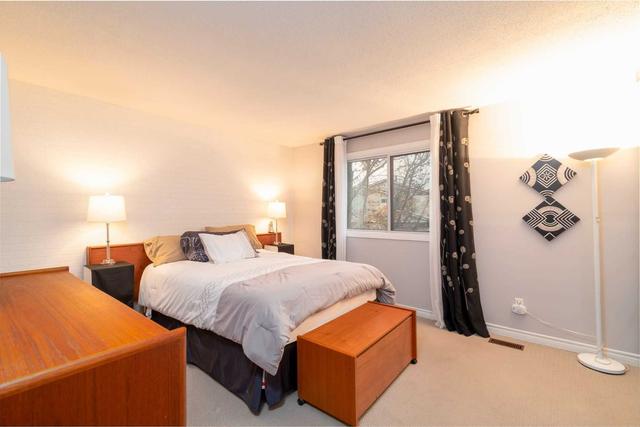 63 - 98 Falconer Dr, Townhouse with 3 bedrooms, 2 bathrooms and 1 parking in Mississauga ON | Image 7