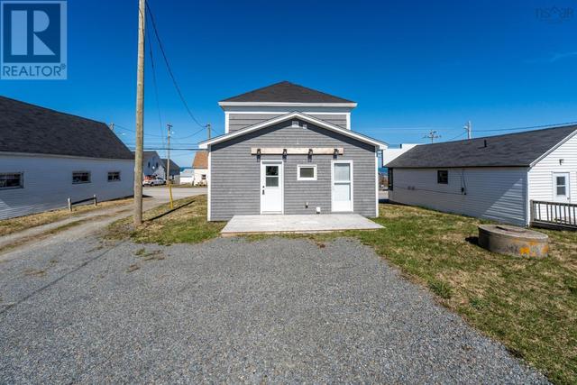 8214 Highway 1, House detached with 3 bedrooms, 2 bathrooms and null parking in Clare NS | Image 39