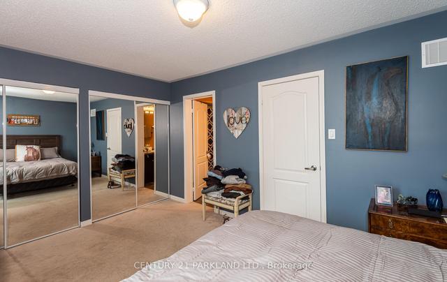 12 - 18 Walter Dove Crt E, Townhouse with 2 bedrooms, 3 bathrooms and 2 parking in Aurora ON | Image 9