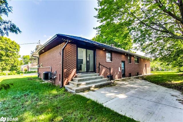 232 Kathryn Crescent, House detached with 3 bedrooms, 2 bathrooms and 8 parking in Newmarket ON | Image 30