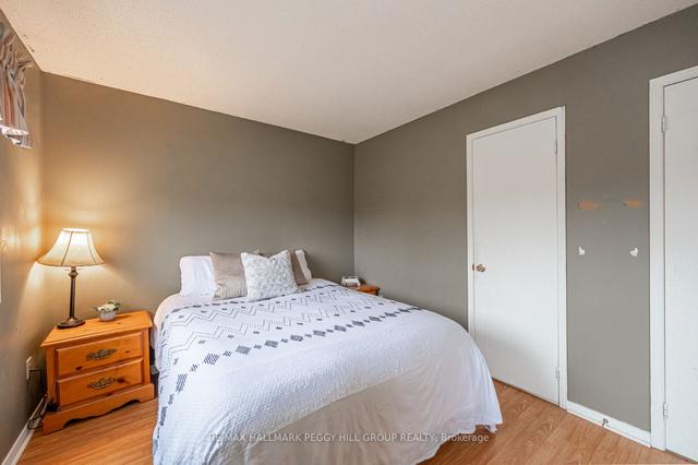 48 - 165 Kozlov St, Townhouse with 3 bedrooms, 1 bathrooms and 3 parking in Barrie ON | Image 8
