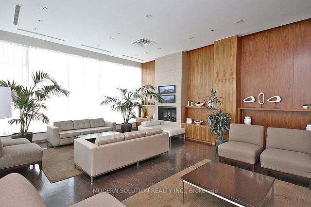 302 - 1 Elm Dr, Condo with 2 bedrooms, 2 bathrooms and 2 parking in Mississauga ON | Image 27