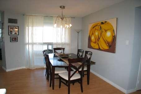 1406 - 50 Elm Dr E, Condo with 3 bedrooms, 2 bathrooms and 2 parking in Mississauga ON | Image 2