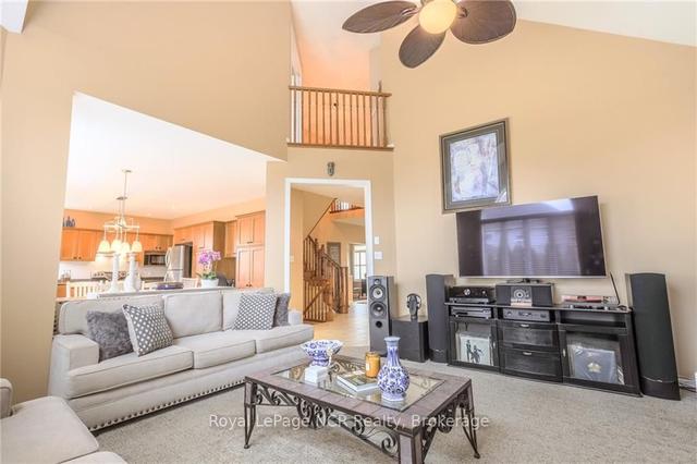 178 Doon Mills Dr, House detached with 4 bedrooms, 3 bathrooms and 4 parking in Kitchener ON | Image 27