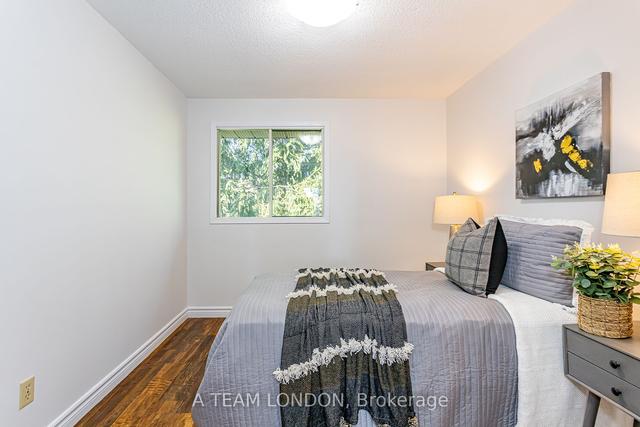 56 - 35 Waterman Ave, Townhouse with 3 bedrooms, 2 bathrooms and 1 parking in London ON | Image 11