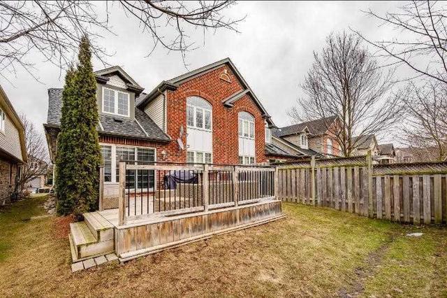 91 Lynch Circ, House semidetached with 3 bedrooms, 3 bathrooms and 3 parking in Guelph ON | Image 24