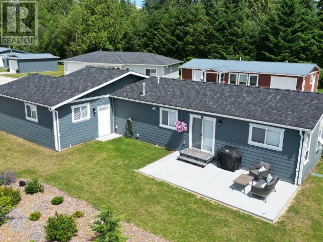 104 - 7440 Nootka Street, House detached with 2 bedrooms, 2 bathrooms and 2 parking in Powell River BC | Image 3