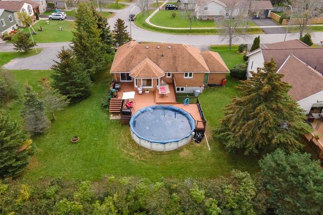 16 First Ave, House detached with 2 bedrooms, 2 bathrooms and 5 parking in Prince Edward County ON | Image 31
