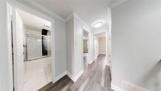 7573 Catalpa Rd, House semidetached with 4 bedrooms, 3 bathrooms and 5 parking in Mississauga ON | Image 19