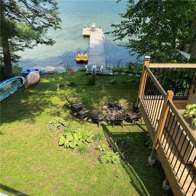 1021 Lakeview Road Road, House detached with 3 bedrooms, 1 bathrooms and 4 parking in Muskoka Lakes ON | Image 21