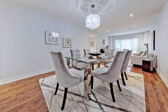 92 Trafalgar Sq, House detached with 4 bedrooms, 4 bathrooms and 4 parking in Vaughan ON | Image 38