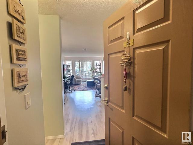 127 - 9730 174 St Nw, Condo with 1 bedrooms, 1 bathrooms and null parking in Edmonton AB | Image 3