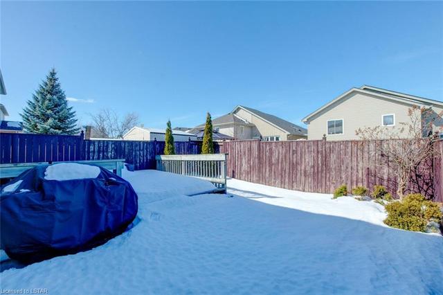 1134 Darnley Boulevard, House semidetached with 3 bedrooms, 2 bathrooms and 3 parking in London ON | Image 33