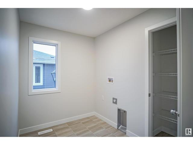 8126 222a St Nw, House detached with 3 bedrooms, 2 bathrooms and null parking in Edmonton AB | Image 29