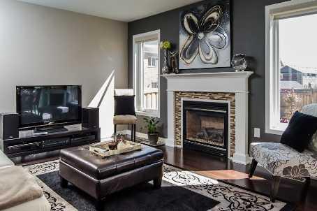 984 Clark Blvd, House detached with 3 bedrooms, 3 bathrooms and 2 parking in Milton ON | Image 5