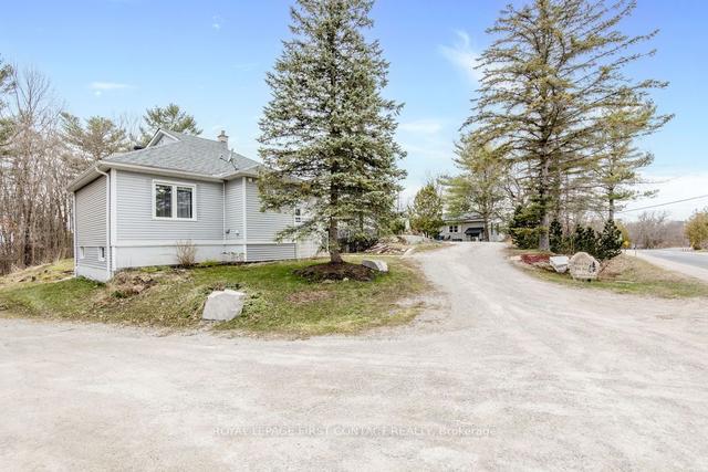 1101 Honey Harbour Rd N, House detached with 3 bedrooms, 2 bathrooms and 5 parking in Georgian Bay ON | Image 12