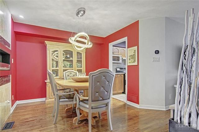 4 Cambray Lane, Townhouse with 3 bedrooms, 3 bathrooms and 3 parking in Ottawa ON | Image 5