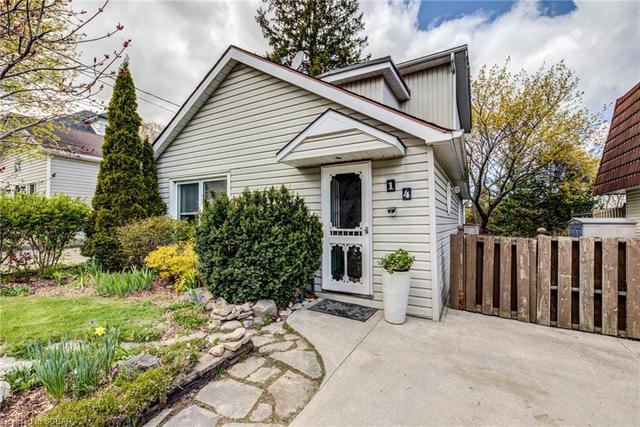 14 Marshall Street W, House detached with 3 bedrooms, 1 bathrooms and null parking in Meaford ON | Image 2