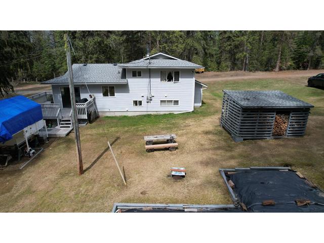 4521 - 49 Creek Road, House detached with 3 bedrooms, 2 bathrooms and null parking in Central Kootenay E BC | Image 28