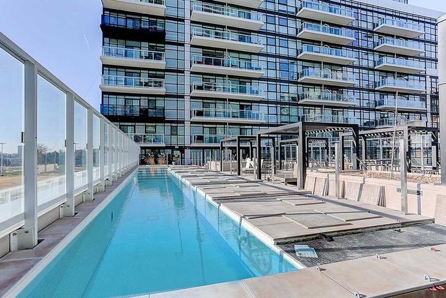 2409 - 251 Manotiba St, Condo with 2 bedrooms, 2 bathrooms and 1 parking in Toronto ON | Image 19