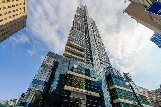 7907 - 388 Yonge St, Condo with 2 bedrooms, 3 bathrooms and 2 parking in Toronto ON | Image 32