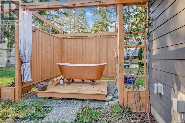 661 Dogwood Cres, House detached with 1 bedrooms, 1 bathrooms and 6 parking in Nanaimo B BC | Image 42