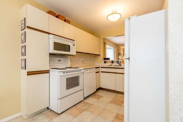 71 Green Briar Rd, Condo with 2 bedrooms, 3 bathrooms and 3 parking in New Tecumseth ON | Image 32