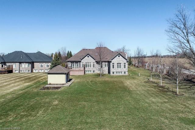 3 Castlewood Court, House detached with 4 bedrooms, 3 bathrooms and 13 parking in Caledon ON | Image 34
