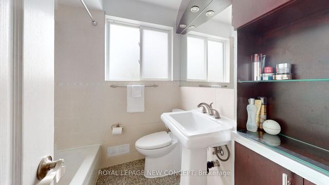 171 Pannahill Rd, House detached with 3 bedrooms, 2 bathrooms and 5 parking in Toronto ON | Image 22