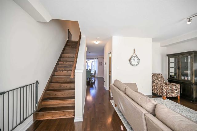 10 - 215 Dundas St E, Townhouse with 3 bedrooms, 3 bathrooms and 4 parking in Hamilton ON | Image 16