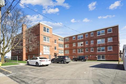 3a - 5 East 36th St, Condo with 2 bedrooms, 1 bathrooms and 1 parking in Hamilton ON | Card Image