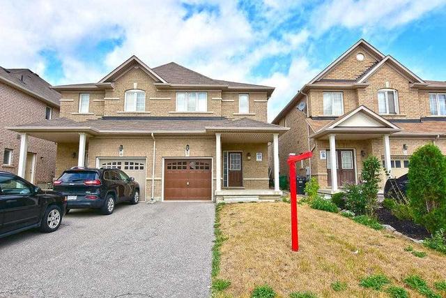 8 Rouge St, House semidetached with 3 bedrooms, 3 bathrooms and 3 parking in Brampton ON | Image 1
