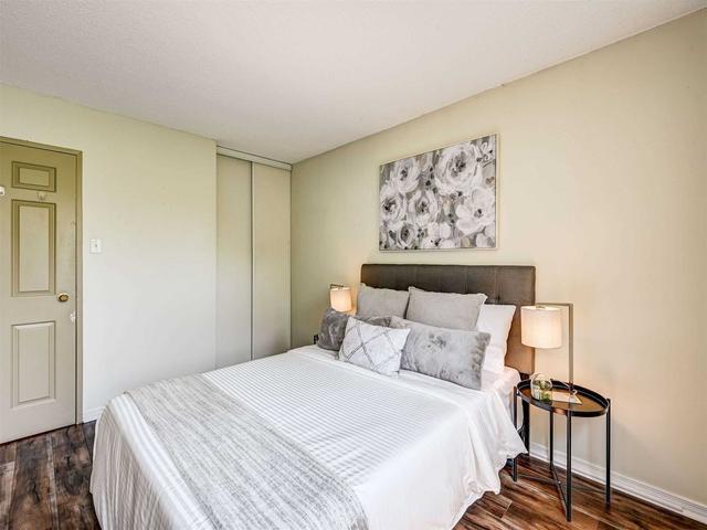 th8 - 89 Mccaul St, Townhouse with 4 bedrooms, 3 bathrooms and 0 parking in Toronto ON | Image 7
